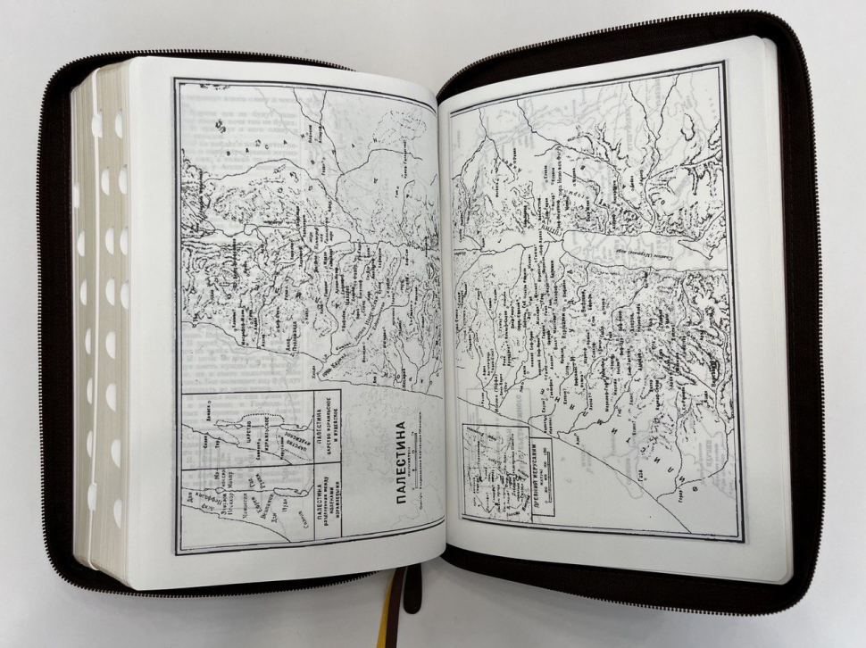 БИБЛИЯ 077 ZTI Натуральная кожа, черный цвет, параллельные места, золотой срез, индексы, молния, две закладки /180х245/