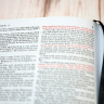 HOLY BIBLE. King James Version. Gift & Award Bible. Черный цвет. Библия Короля Иакова на английском языке. Словарь, карты, закладка, подарочная вкладка, слова Иисуса выделены красным /200х140/ HOLY BIBLE. King James Version. Gift & Award Bible. Черный цвет. Библия Короля Иакова на английском языке. Словарь, карты, закладка, подарочная вкладка, слова Иисуса выделены красным /200х140/