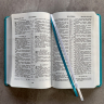БИБЛИЯ 055. Термо рамка барокко, бирюзово-синий, эко кожа, золотой обрез, параллельные места, закладки /140х215/